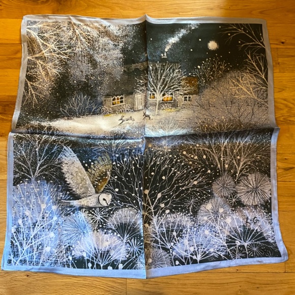 Silk scarf - Picture 10 of 15